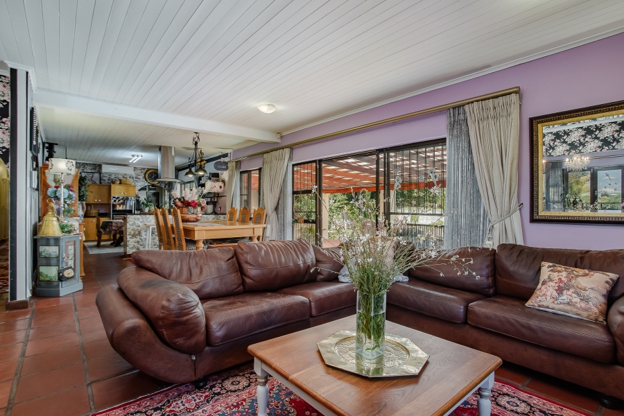 To Let 6 Bedroom Property for Rent in Groenvlei Western Cape